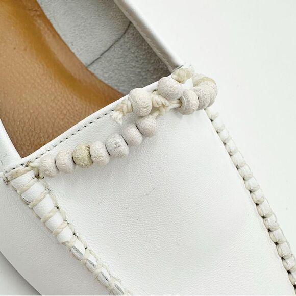 White Leather Unisa Flex Loafer Slip-on Wood Bead Detail Sz 8.5 - Picture 4 of 12